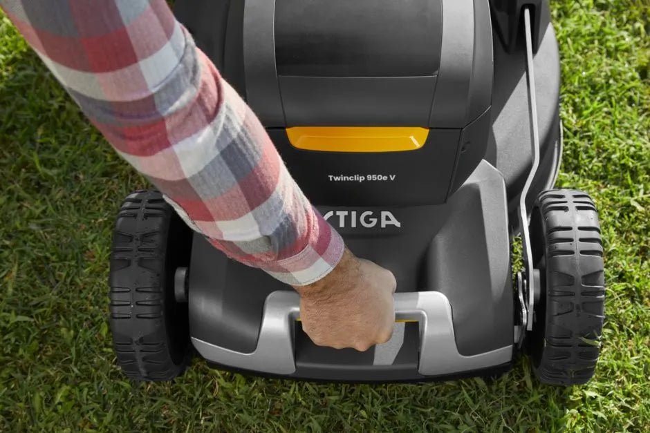 STIGA Twinclip 950e V Cordless Lawn Mower - Image 9