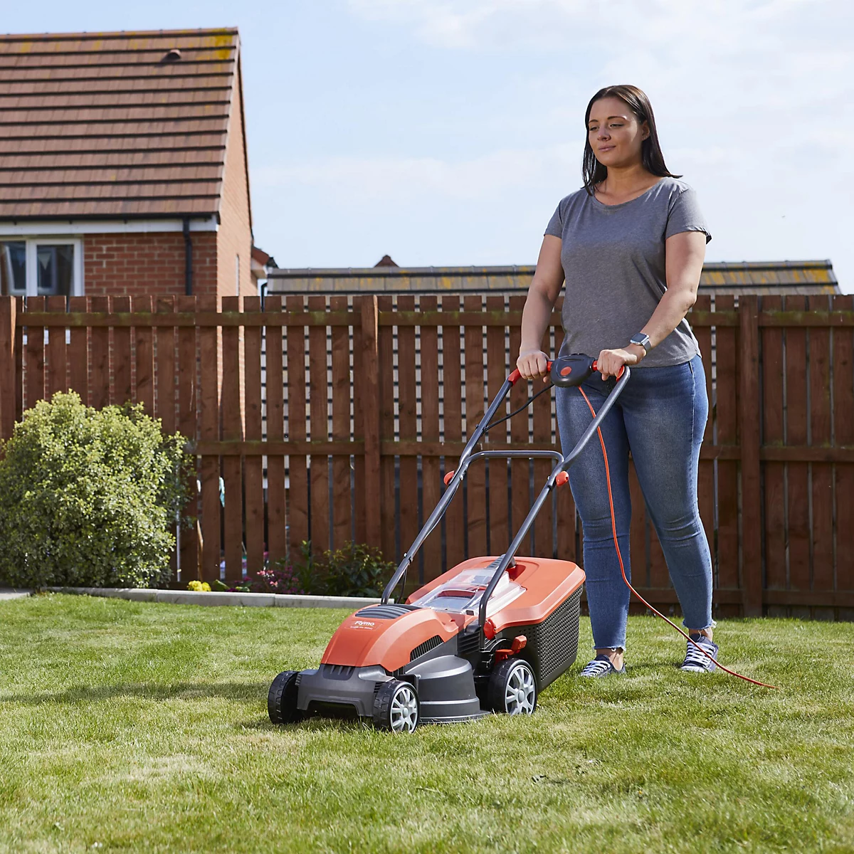 Flymo Speedi-Mo Corded Rotary Lawnmower - Image 2