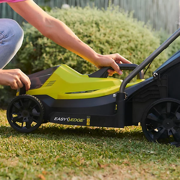 Ryobi ONE+ RLM18X33B50B Cordless 18V Rotary Lawnmower - Image 4